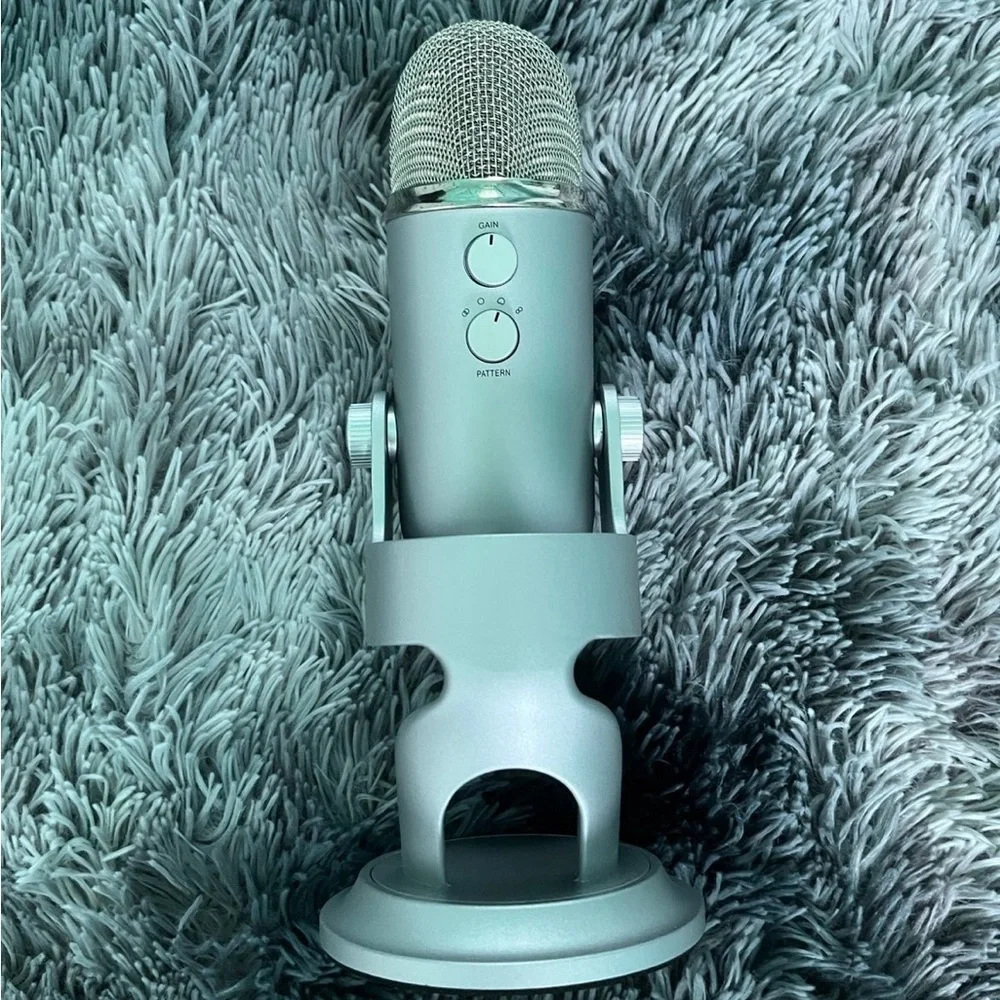 Blue Yeti USB Microphone. Comes with Cable and a Microphone Cover. COLOR: GRAY